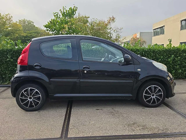 Peugeot 107 1.0-12v xs | 45-gzl-5 - afbeelding 5 van  26