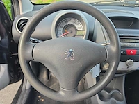 Peugeot 107 1.0-12v xs | 45-gzl-5 - afbeelding 23 van  26