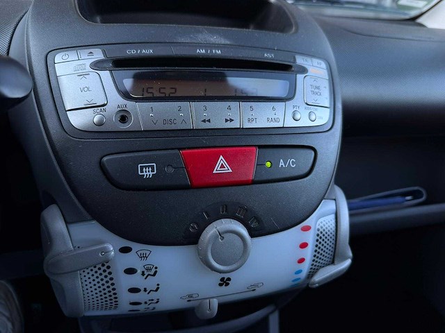 Peugeot 107 1.0 12v xs, 62-tbz-4 - afbeelding 14 van  14