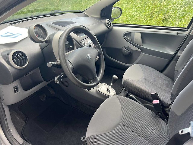 Peugeot 107 1.0-12v xs automaat, 25-gnn-5 - afbeelding 15 van  19