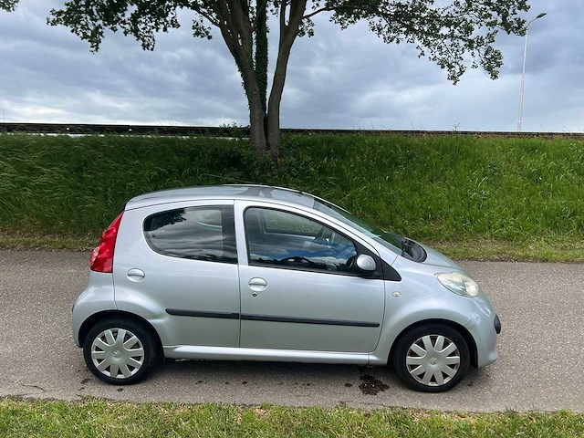 Peugeot 107 1.0-12v xs automaat, 25-gnn-5 - afbeelding 7 van  19
