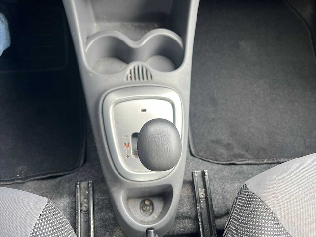 Peugeot 107 1.0-12v xs automaat, 25-gnn-5 - afbeelding 3 van  19