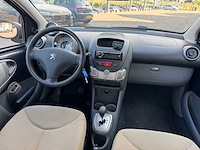 Peugeot 107 1.0-12v xs cool edition automaat 5-deurs 85-tt-gs - afbeelding 2 van  21
