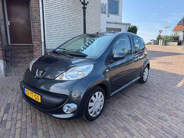 Peugeot 107 1.0-12v xs cool edition automaat 5-deurs 85-tt-gs - afbeelding 12 van  21