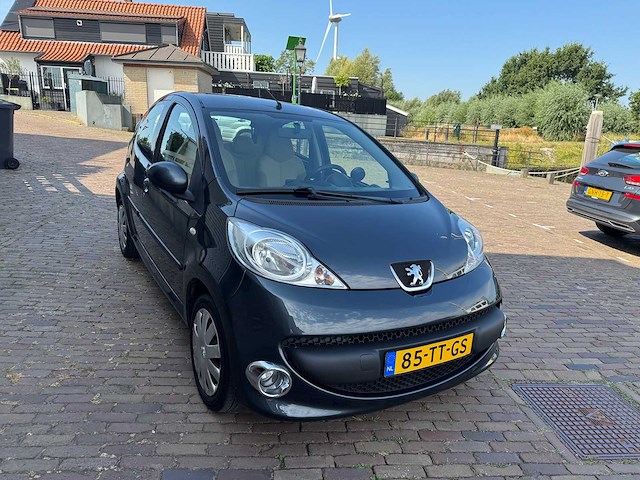 Peugeot 107 1.0-12v xs cool edition automaat 5-deurs 85-tt-gs - afbeelding 18 van  21