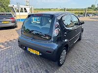 Peugeot 107 1.0-12v xs cool edition automaat 5-deurs, 85-tt-gs - afbeelding 17 van  21