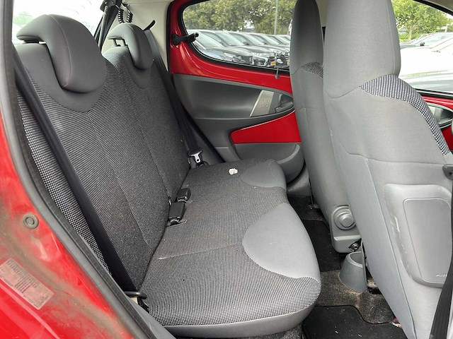 Peugeot 107 1.0-12v xs | g-213-jz - afbeelding 13 van  20