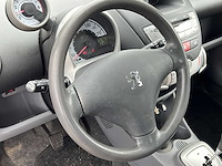 Peugeot 107 1.0-12v xs | g-213-jz - afbeelding 18 van  20