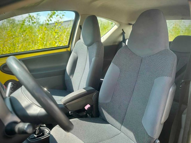 Peugeot 107 1.0 12v xs nieuwe apk, 49-xg-ft - afbeelding 2 van  13