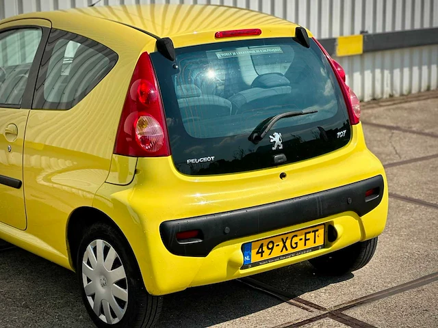 Peugeot 107 1.0 12v xs nieuwe apk, 49-xg-ft - afbeelding 13 van  17