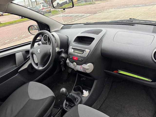 Peugeot 107 1.0 access 29-zjk-5 - afbeelding 14 van  15