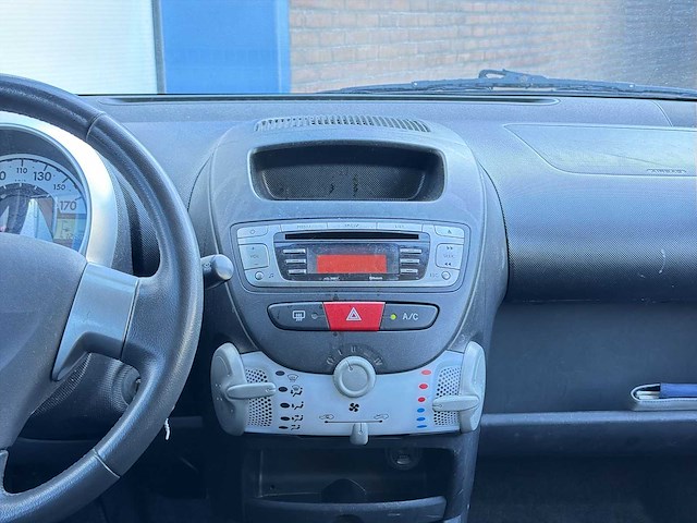 Peugeot 107 1.0 access | h-342-tr i - afbeelding 10 van  22