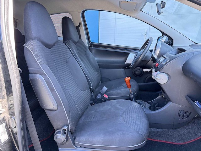 Peugeot 107 1.0 access | h-342-tr i - afbeelding 12 van  22