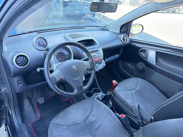 Peugeot 107 1.0 access | h-342-tr i - afbeelding 16 van  21