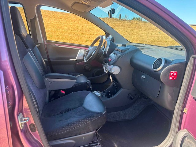 Peugeot 107 1.0 active automaat | 6-khv-16 i - afbeelding 9 van  16