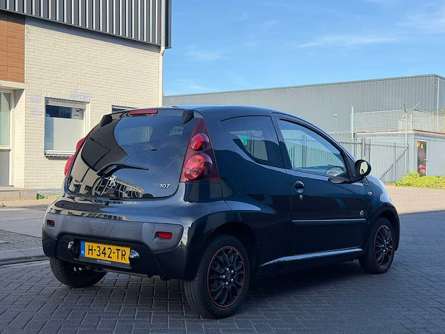 Peugeot 107 1.0 | h-342-tr i - afbeelding 10 van  17