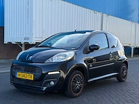 Peugeot 107 1.0 | h-342-tr i - afbeelding 13 van  17