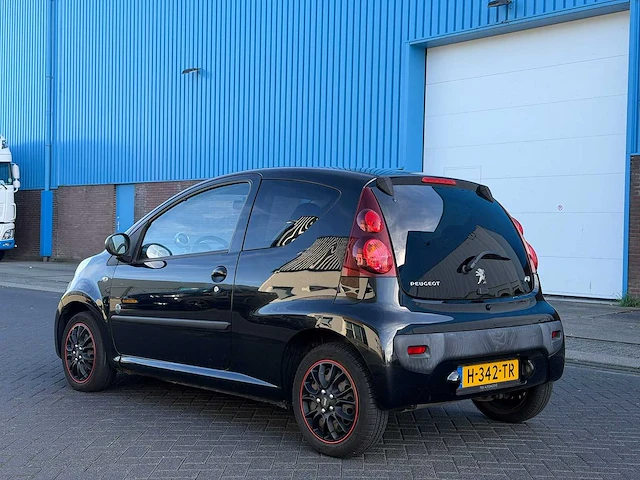 Peugeot 107 1.0 | h-342-tr i - afbeelding 17 van  17