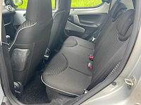 Peugeot 107 1.0 première , pt-394-h - afbeelding 8 van  19