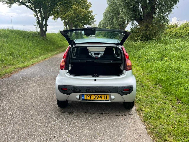 Peugeot 107 1.0 première , pt-394-h - afbeelding 16 van  19