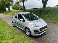 Peugeot 107 1.0 première , pt-394-h - afbeelding 19 van  19