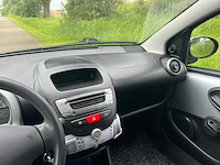 Peugeot 107 1.0 première , pt-394-h - afbeelding 6 van  19