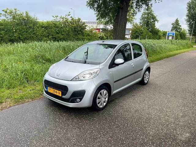Peugeot 107 1.0 première , pt-394-h - afbeelding 1 van  19