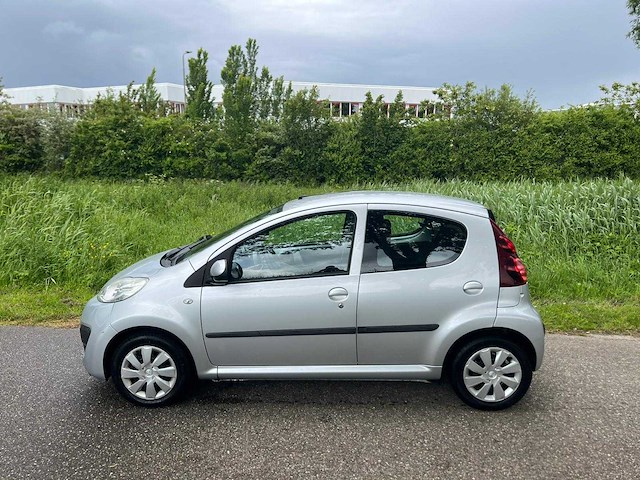 Peugeot 107 1.0 première , pt-394-h - afbeelding 13 van  19