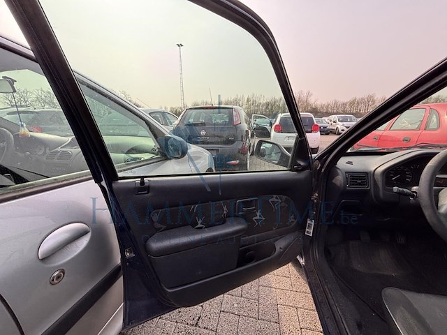 Peugeot 107 1.0i 12v key west, 2003 - afbeelding 29 van  30