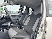 Peugeot 107 1.0i 12v urban, 2008 - afbeelding 2 van  32