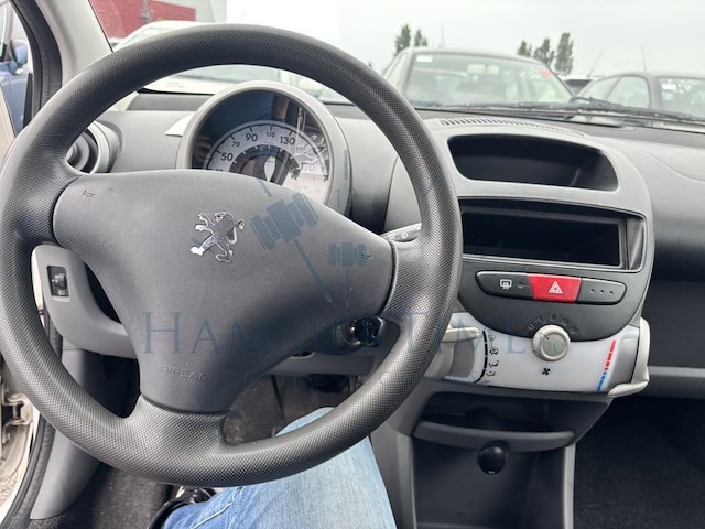 Peugeot 107 1.0i 12v urban, 2008 - afbeelding 6 van  32