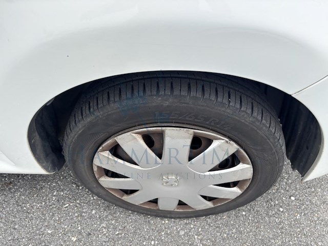 Peugeot 107 1.0i 12v urban, 2008 - afbeelding 19 van  32