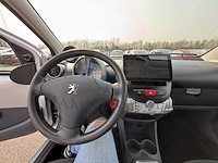 Peugeot 107 1.0i trendy 2tronic 68 at, 2011 - afbeelding 5 van  39