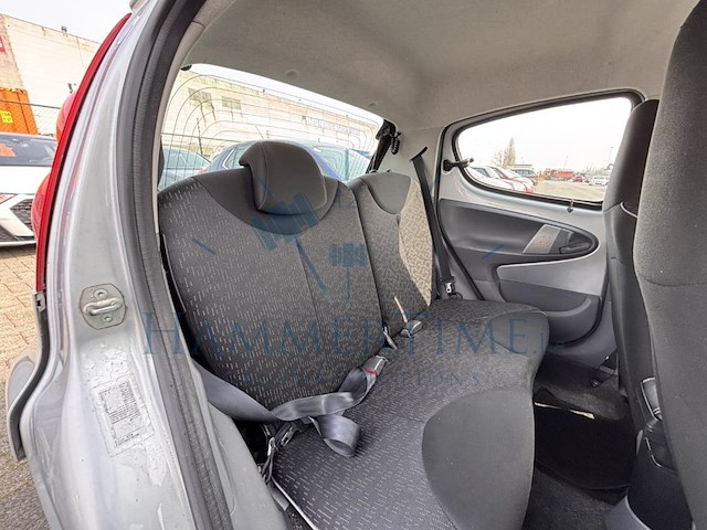 Peugeot 107 1.0i trendy 2tronic 68 at, 2011 - afbeelding 17 van  39