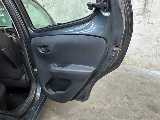 Peugeot 108 1.0 e-vti active 69pk 2018, sl-329-l - afbeelding 27 van  37