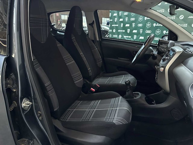 Peugeot 108 1.0 e-vti active 69pk 2018, sl-329-l - afbeelding 29 van  36