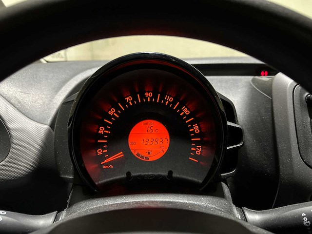 Peugeot 108 1.0 e-vti active 71pk 2021 (origineel-nl + 1e eigenaar), n-570-kn - afbeelding 18 van  41