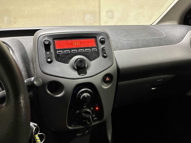 Peugeot 108 1.0 e-vti active 71pk 2021 (origineel-nl + 1e eigenaar), n-570-kn - afbeelding 20 van  41