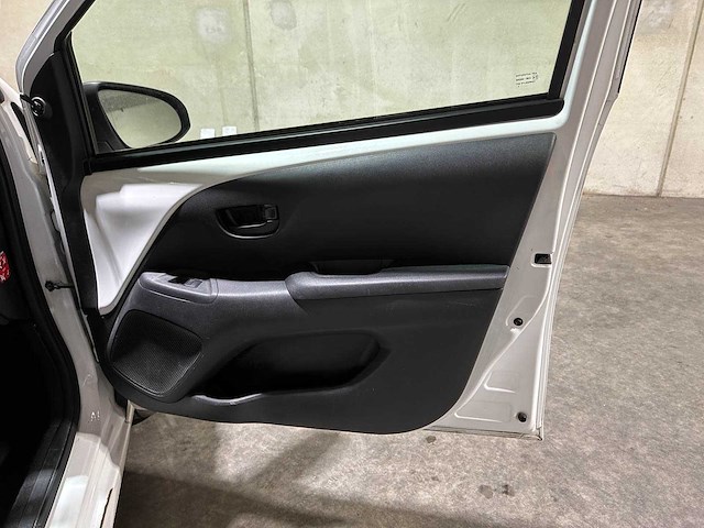 Peugeot 108 1.0 e-vti active 71pk 2021 (origineel-nl + 1e eigenaar), n-570-kn - afbeelding 30 van  41