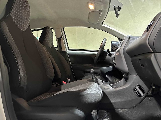 Peugeot 108 1.0 e-vti active 71pk 2021 (origineel-nl + 1e eigenaar), n-570-kn - afbeelding 12 van  16