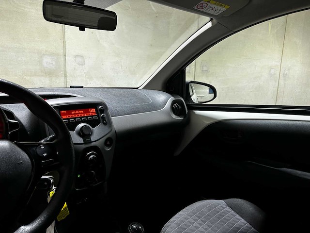Peugeot 108 1.0 e-vti active 71pk 2021 (origineel-nl+1e eigenaar), l-297-bb - afbeelding 11 van  38