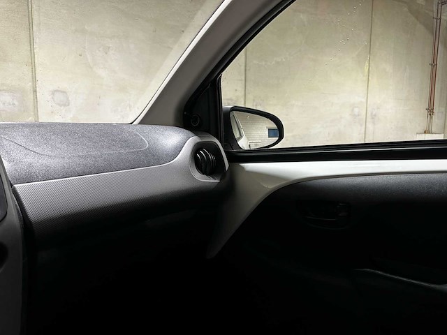 Peugeot 108 1.0 e-vti active 71pk 2021 (origineel-nl+1e eigenaar), l-297-bb - afbeelding 20 van  38