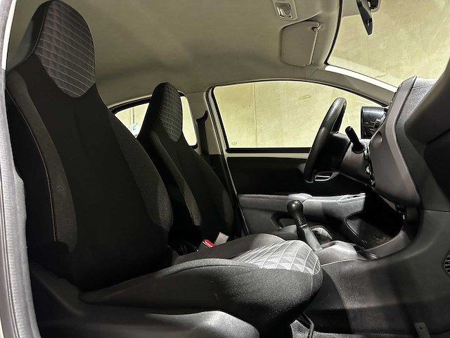 Peugeot 108 1.0 e-vti active 71pk 2021 (origineel-nl+1e eigenaar), l-297-bb - afbeelding 30 van  38