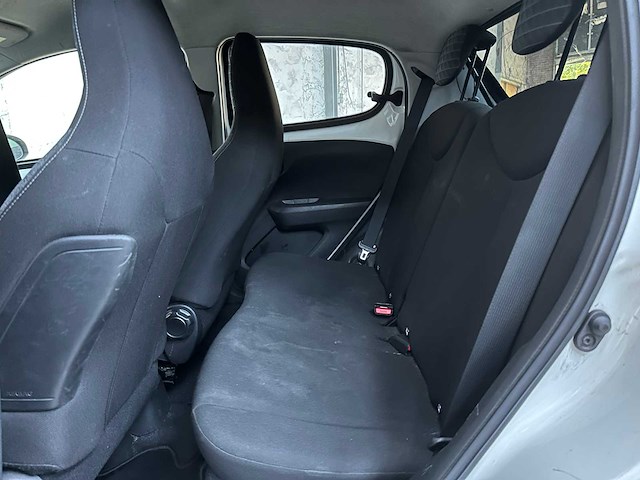 Peugeot 108 1.0 e-vti active 72pk 2021 (eerste eigenaar), l-735-vt - afbeelding 25 van  38