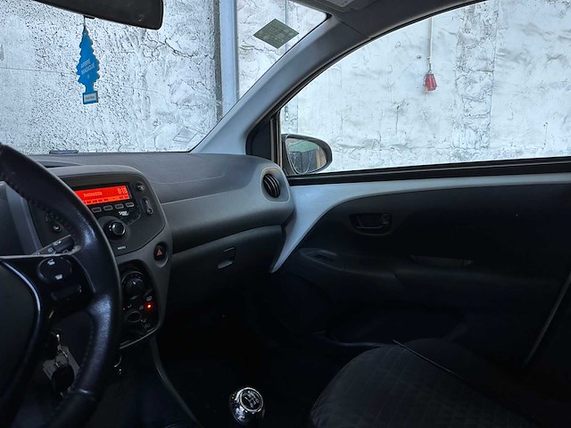 Peugeot 108 1.0 e-vti active 72pk 2021 (eerste eigenaar), l-735-vt - afbeelding 11 van  38