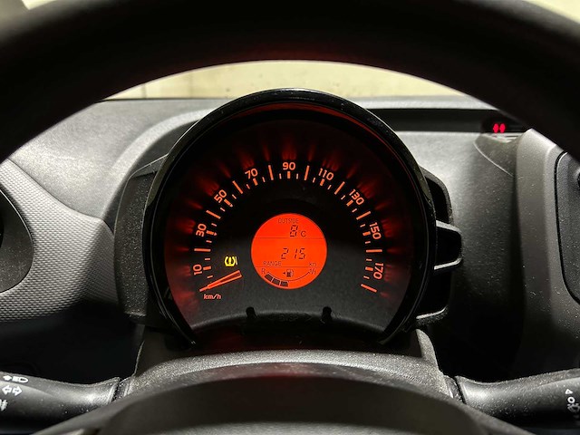 Peugeot 108 1.0 e-vti active 72pk 2021 (origineel-nl), n-569-kn - afbeelding 13 van  26