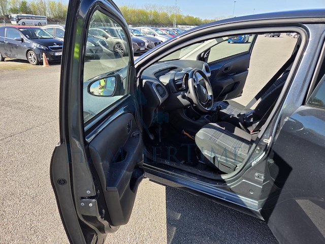 Peugeot 108 108 1.0 e-vti active s&s 69, 2018 - afbeelding 5 van  41