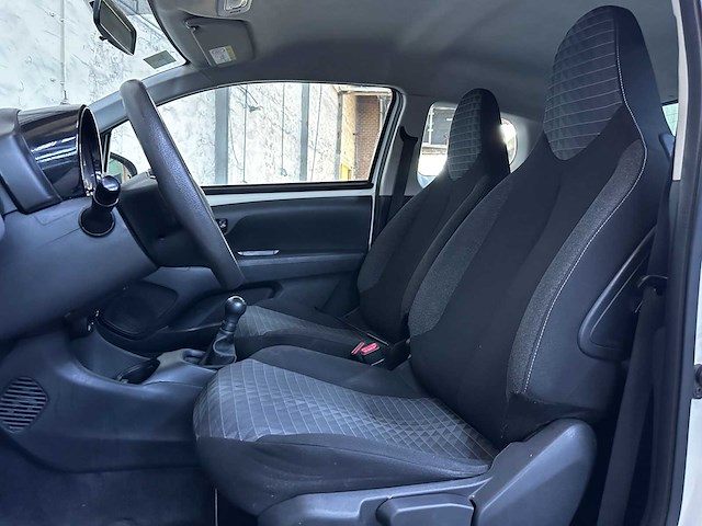 Peugeot 108 active 1.0 e-vti 72pk 3d 72pk 20221 (origineel-nl + 1e eigenaar), l-110-fd - afbeelding 22 van  38