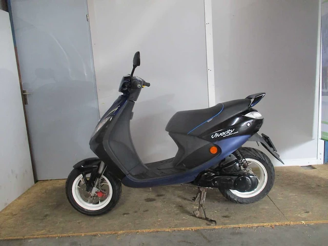 Peugeot 2 takt! - bromscooter - viva city sportline 4 - scooter - afbeelding 1 van  11