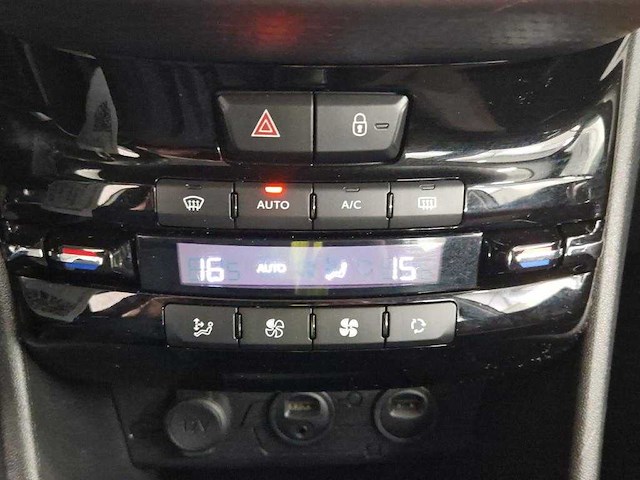 Peugeot 2008 - 1.2 vti active , ; 2-klg-79 - afbeelding 11 van  19